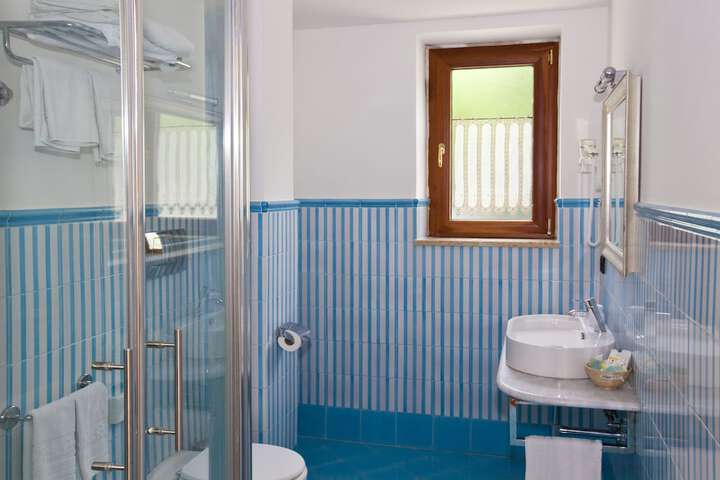 Room 22 of 75