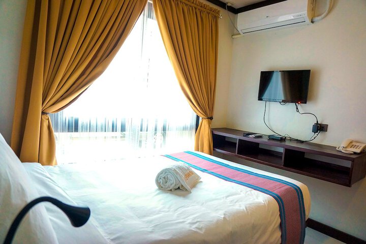 Room 9 of 55