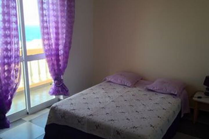 Room 12 of 24
