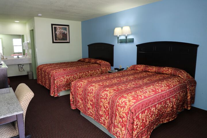 Room 3 of 16