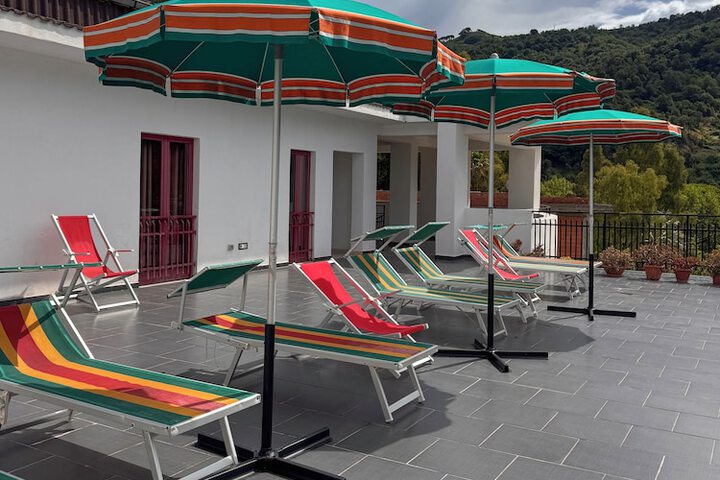 Terrace/Patio 11 of 28