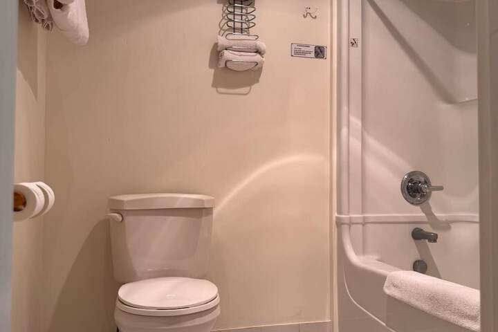 Room 45 of 117