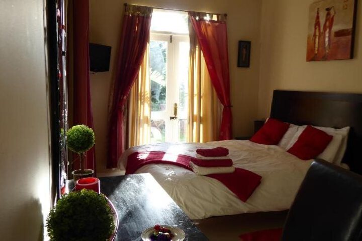 Photo 4