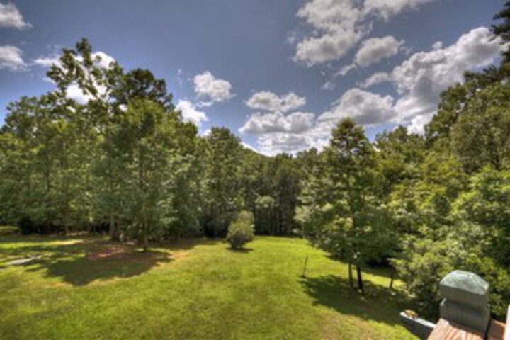 Property Grounds 22 of 26