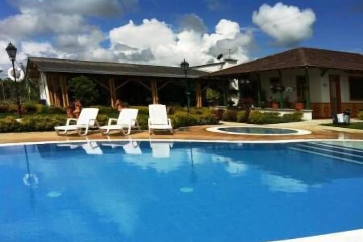 Pool 2 of 13