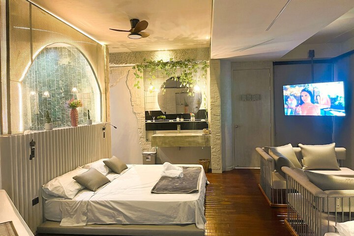 Room 20 of 87