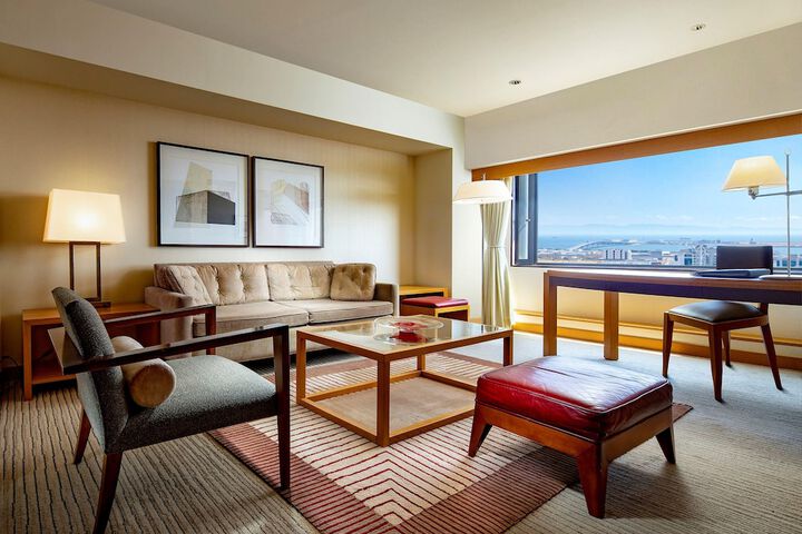 Room 70 of 189