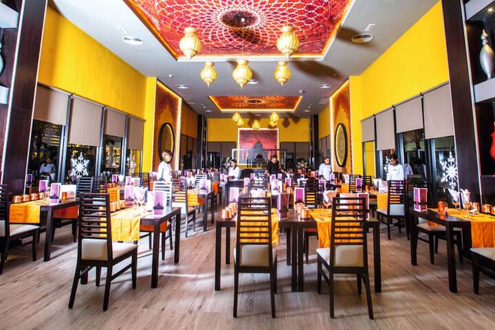 Dining 62 of 108