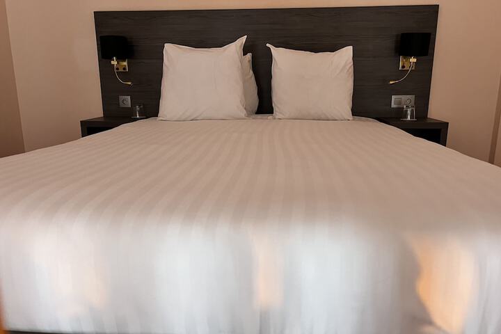 Room 5 of 58