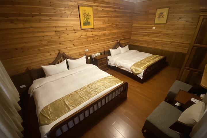 Room 10 of 46