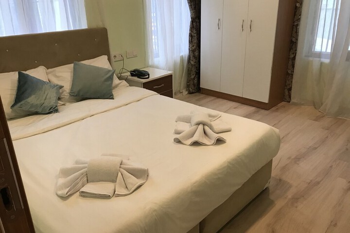 Room 16 of 23