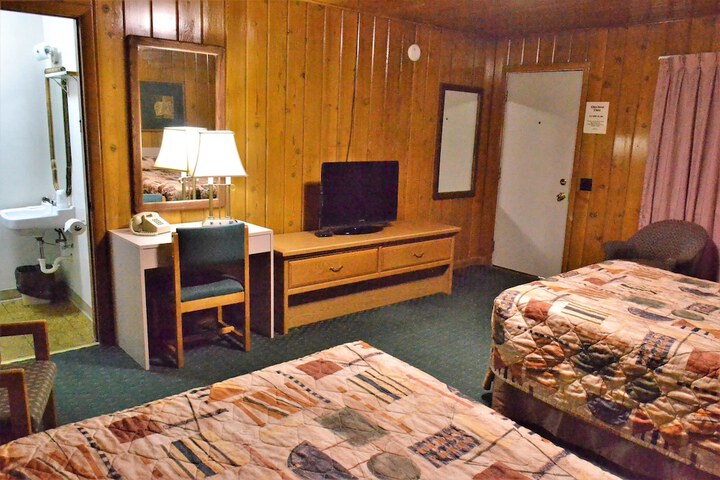 Room 12 of 81