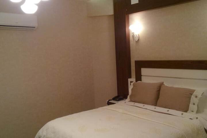 Room 13 of 50