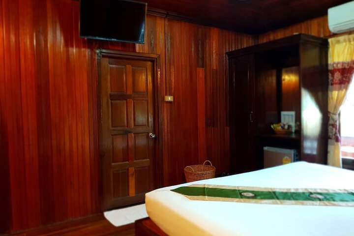 Room 21 of 21