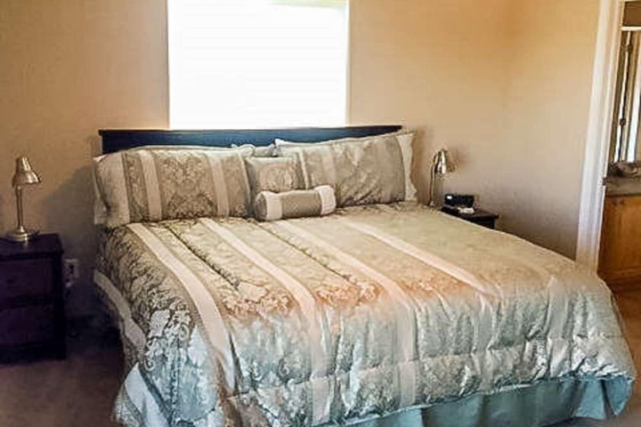 Room 20 of 85