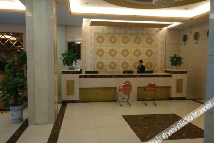 Hotel Interior 8 of 19