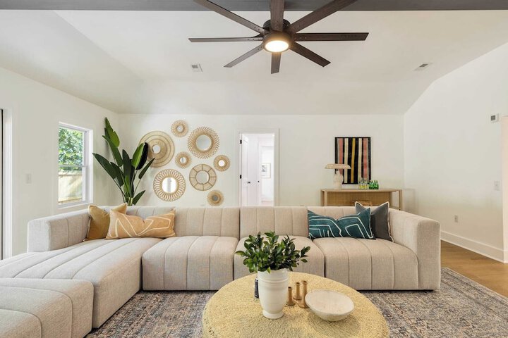 Lumie by Avantstay 5BR Ranch w / Firepit + Patio