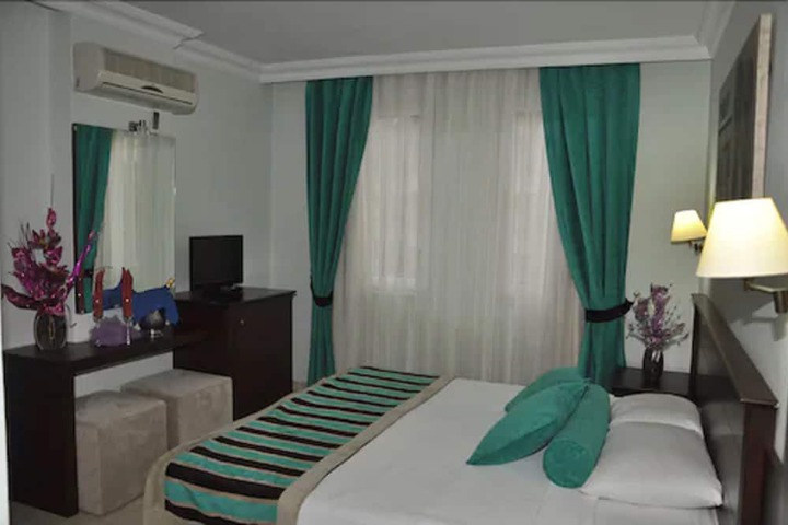 Room 12 of 57