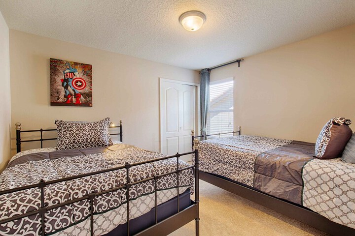 Room 8 of 53