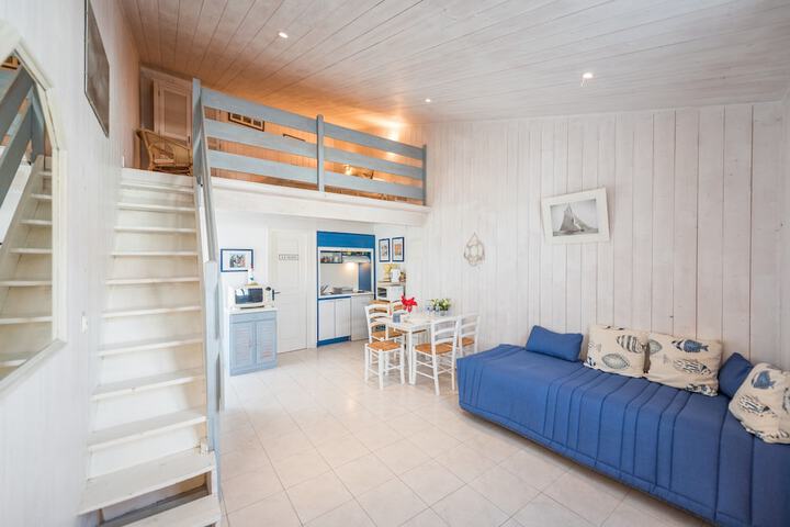 Room 12 of 75