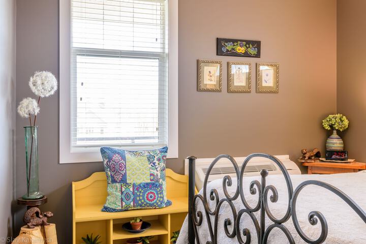 Room 62 of 159