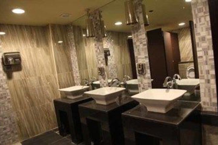 Hotel Interior 20 of 34