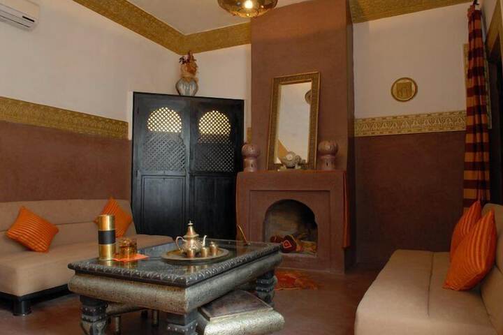 Room 7 of 34