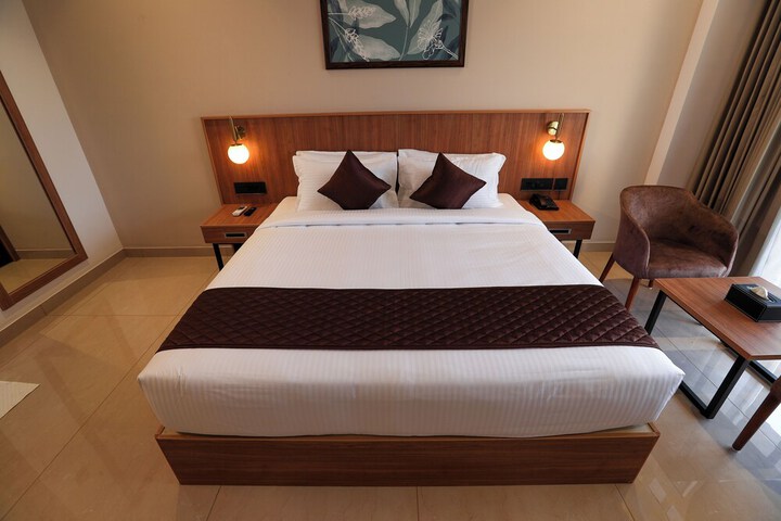 Room 12 of 61