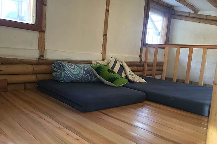Room 13 of 125