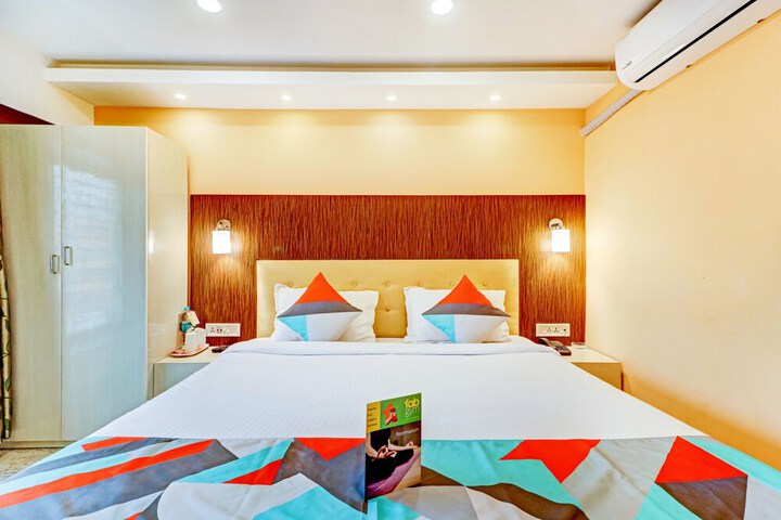 Room 15 of 31
