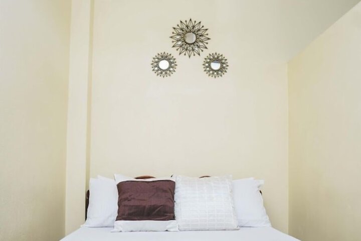 Room 16 of 30