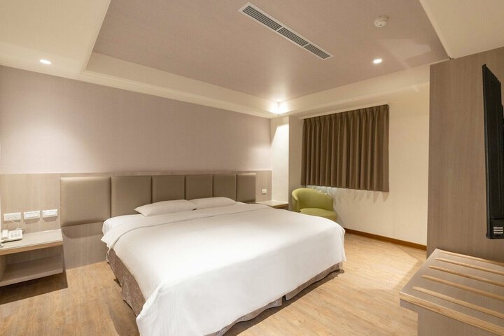 Room 42 of 128