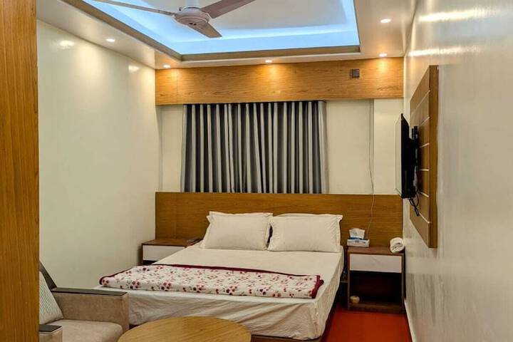 Star Plus Hotel