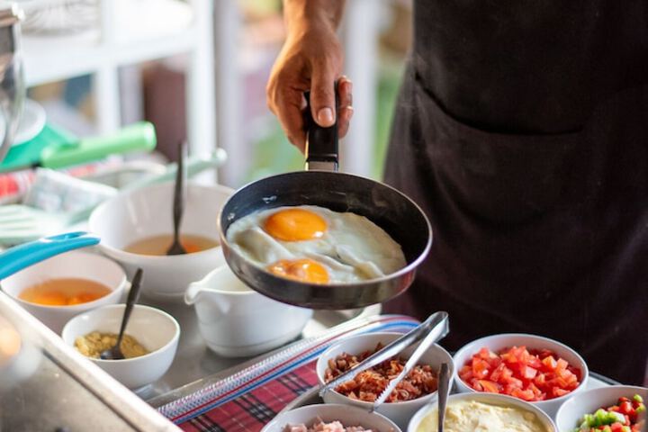 Breakfast/Coffee Service 102 of 155
