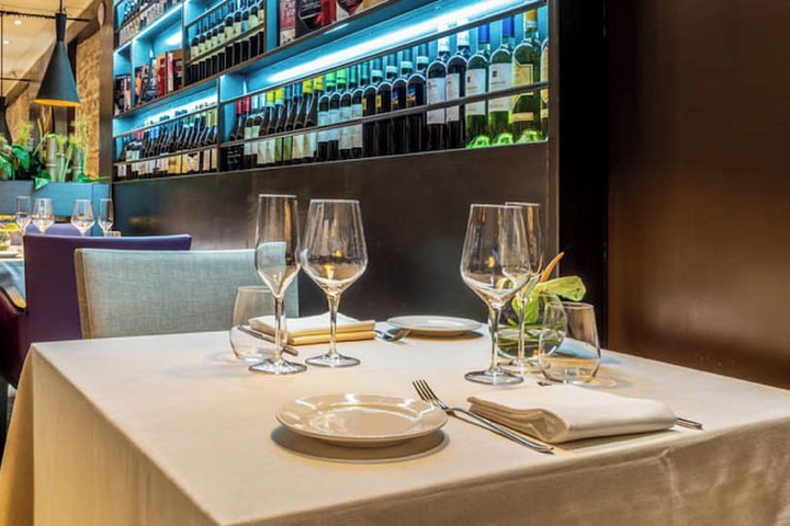 Dining 74 of 134