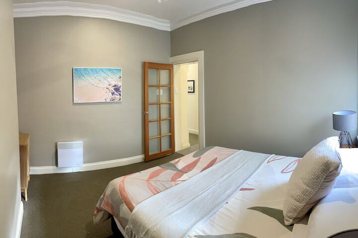 Room 36 of 151