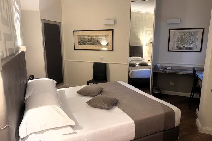 Room 63 of 93