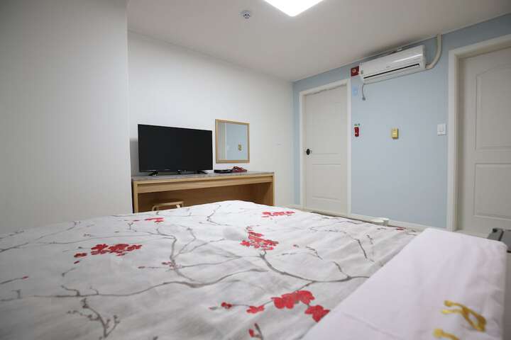 Room 20 of 53