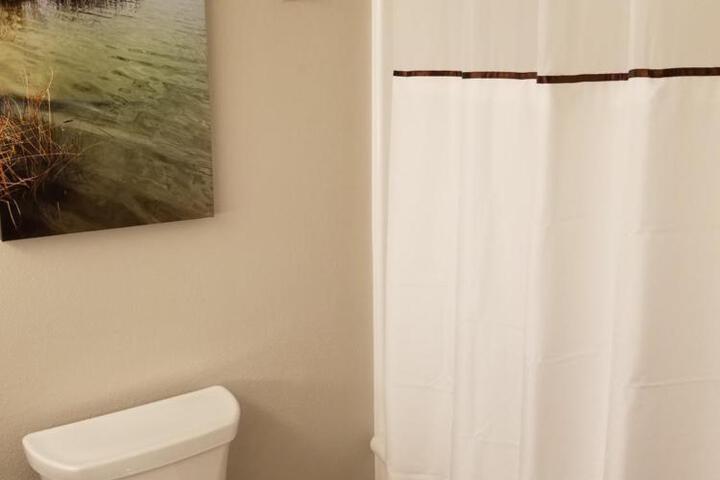 Double Deluxe King Bed (1 of 2)