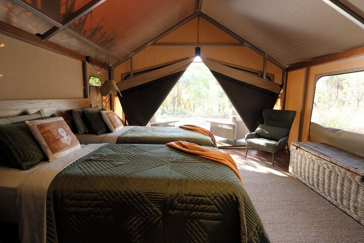 Room 4 of 19