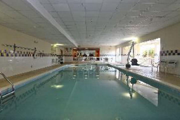 Pool 12 of 27