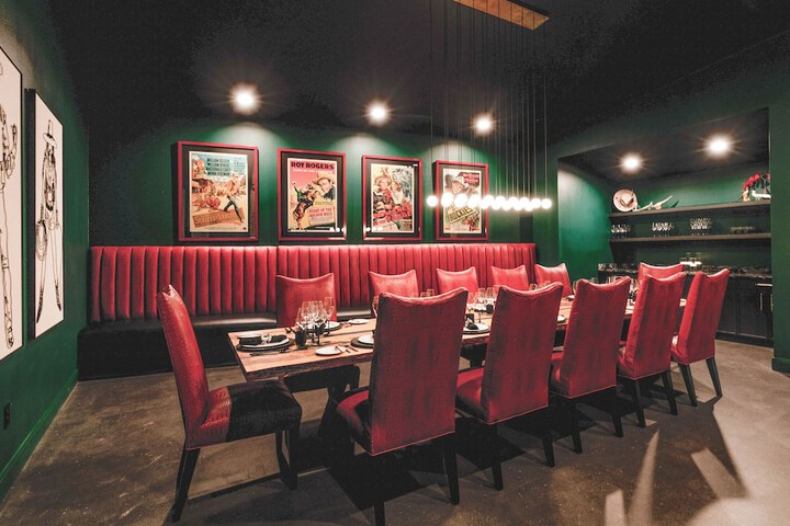 Dining 48 of 58