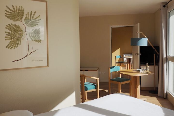 Room 10 of 23