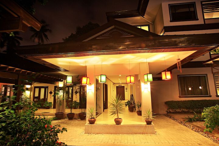 Hotel 27 of 43