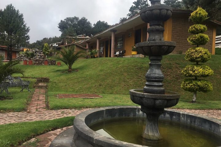 Hotel Exterior 45 of 81