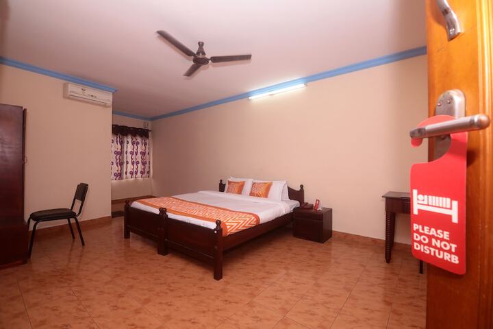 Room 14 of 25