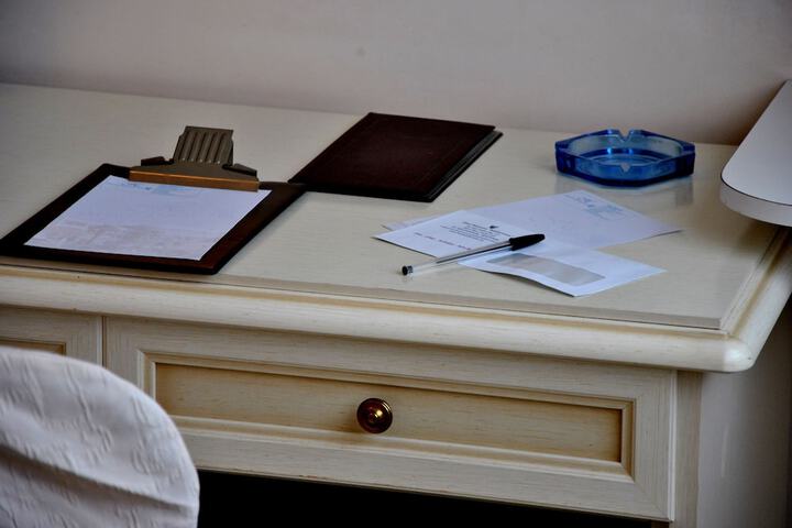 Room amenity