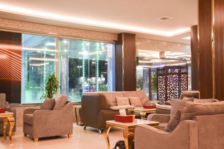 Hotel 53 of 60
