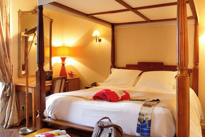 Room 10 of 58