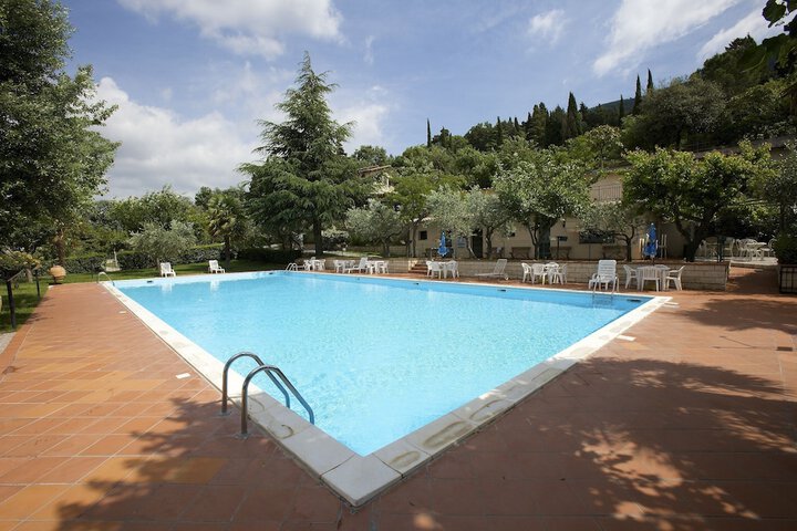 Hotel with Pool